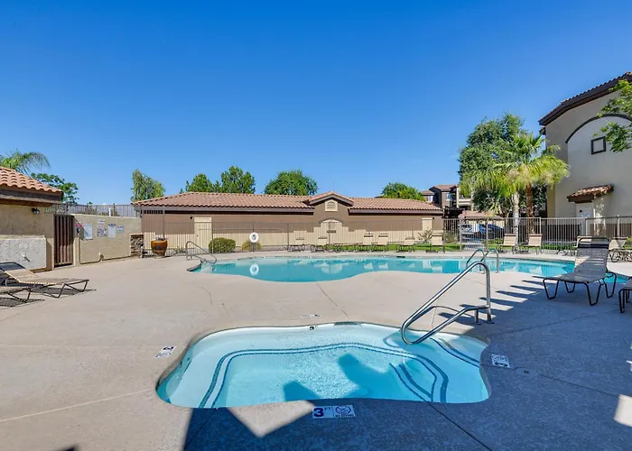 Coyote Landing Gem W/ Patio & Pool Access In Holiday home *