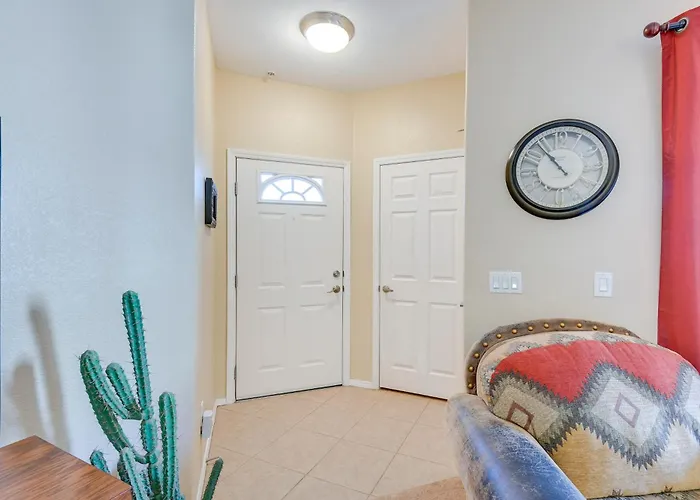 Coyote Landing Gem W/ Patio & Pool Access In